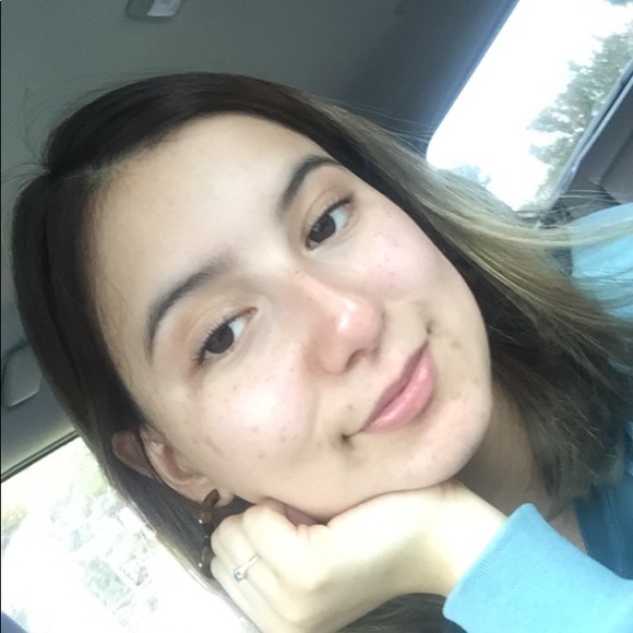 Meet your Posher, Nubia - Picture 1 of 1